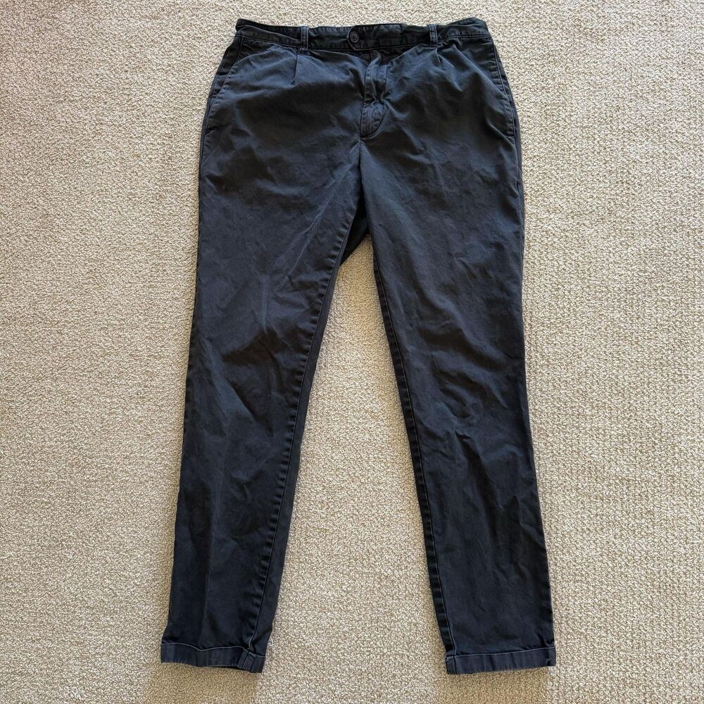 Banana Republic Heritage Collection Pants Mens 33x34 Gray Pleated Chino Tapered